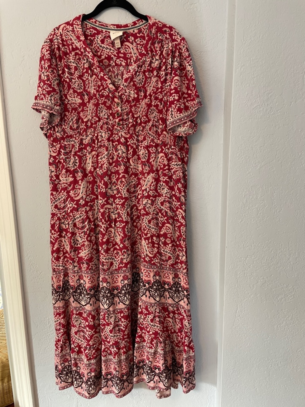 Knox Rose Red and Cream Paisley Midi Dress